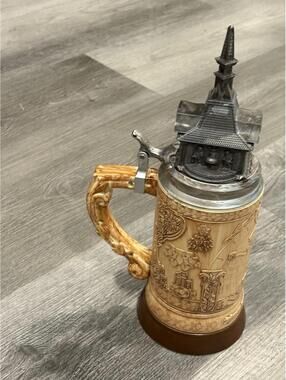 Disney Parks Epcot World Showcase Plastic Stein Mug Cup Castle Flip Lid Germany
